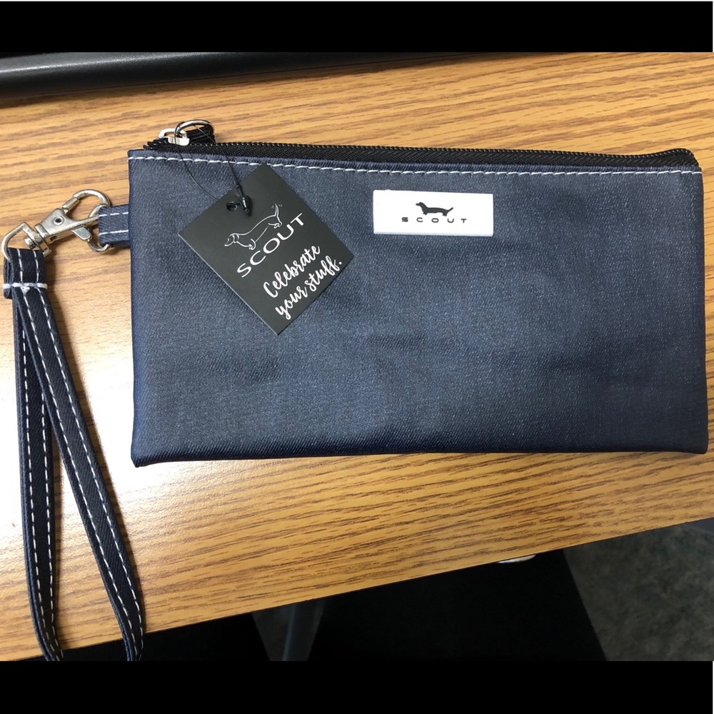 Scout Wristlet